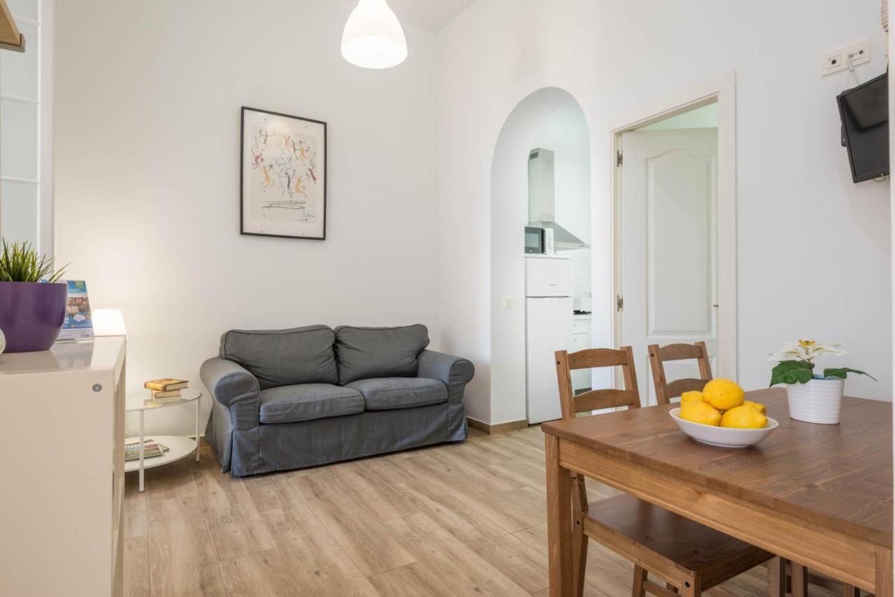 Apartamentos Alcazaba マラガ エクステリア 写真